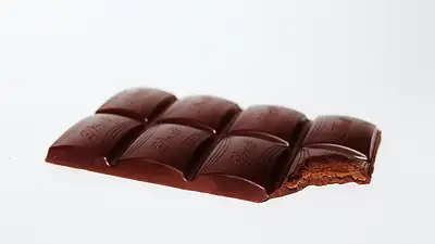 Ile kalorii ma czekolada? Kaloryczność gorzkiej, mlecznej i 