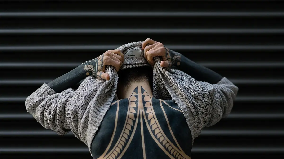 Zakwasów: Czy można ćwiczyć z bólem mięśni? Poradnik 2025