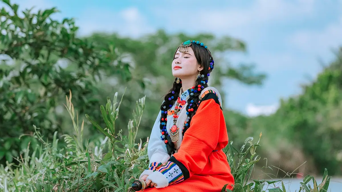 Jaki łuk wybrać dla początkującego łucznika? Kompletny przew