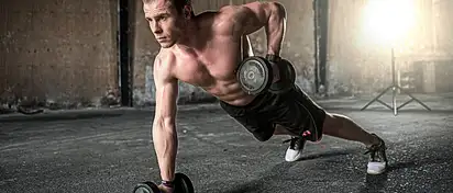 Hantle czy kettlebell - co lepsze do treningu?