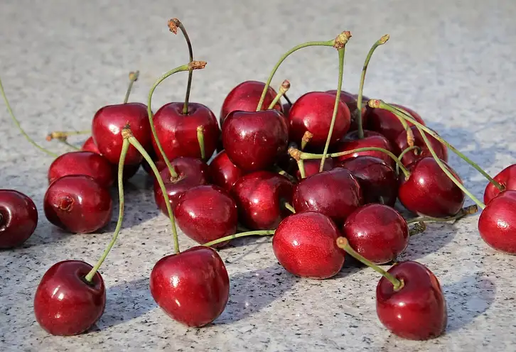 Czy czereśnie tuczą?