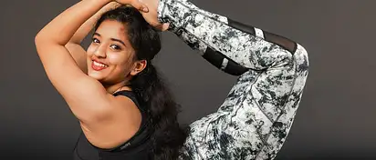 Trendy ubrania sportowe dla fanów fitnessu